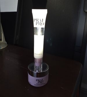 Neck Cream and Serum Set - Purple and White